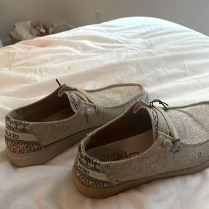 Wendy flora hey dudes